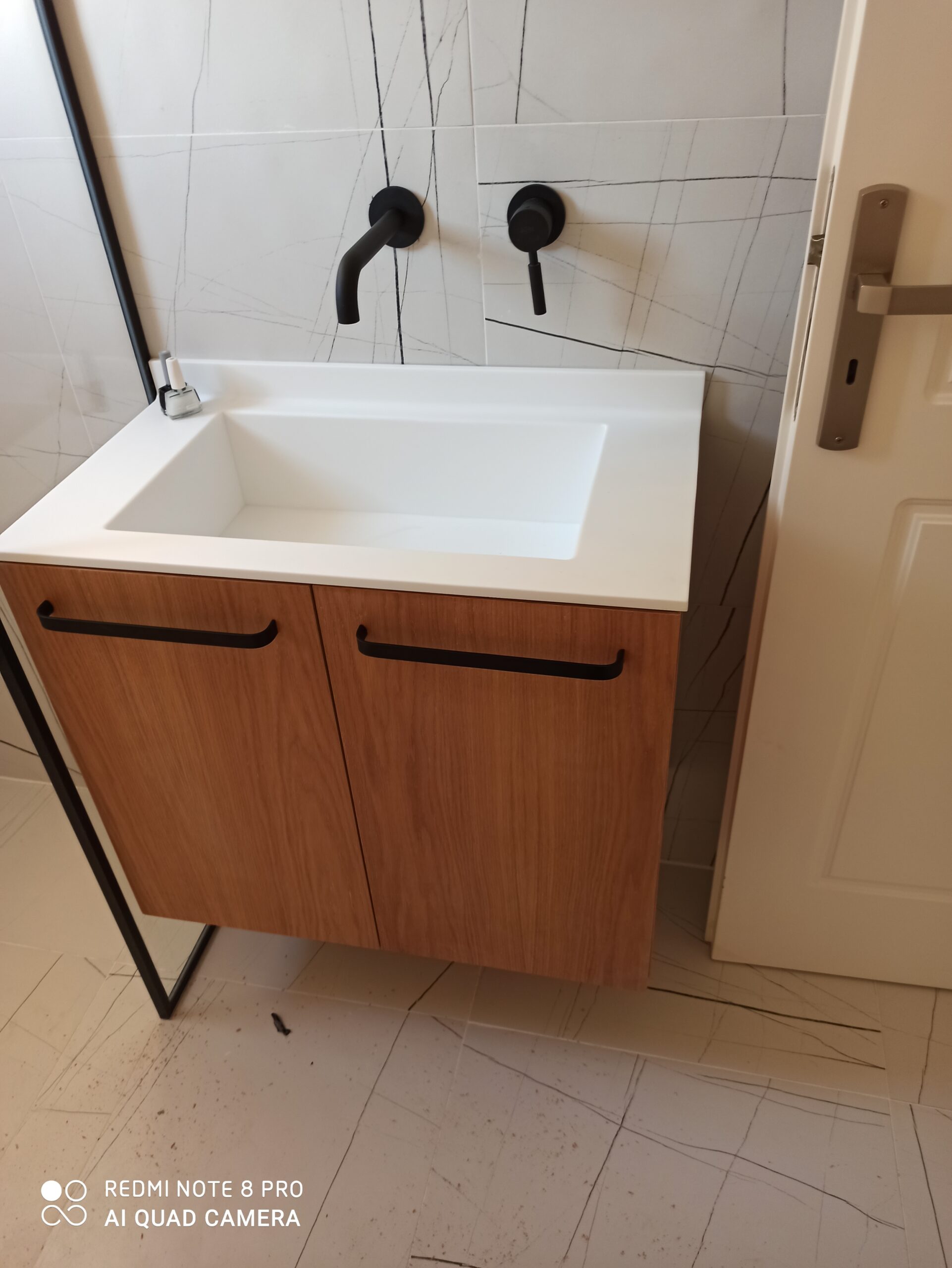 bathroom furniture modern Δημητροκάλης έπιπλα ξυλουργικές εργασίες